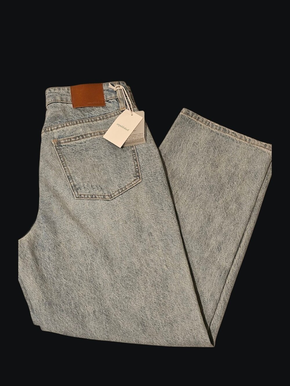 Light Stonewash Relaxed Jeans By Unpublished